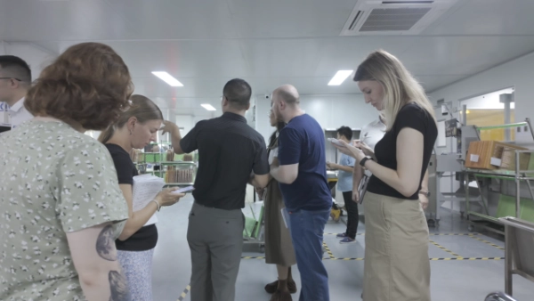 유럽 자동차 전자 제품 유럽 자동차 전자 장치 공급업체, SprintPCB 방문