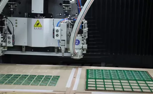 PCB 보드 설계, 제조 및 혁신 마스터하기: SprintPCB 전문가가 제공하는 종합 가이드