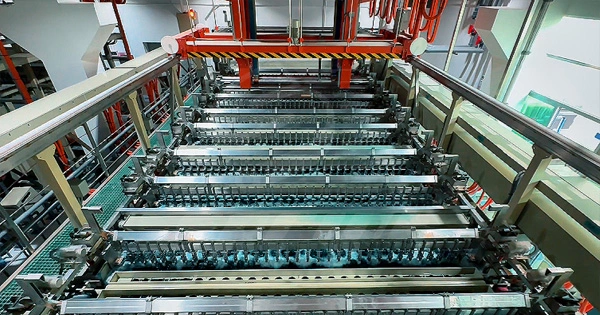 HDI PCB: 고밀도 상호 연결 기술로 전자 성능 향상